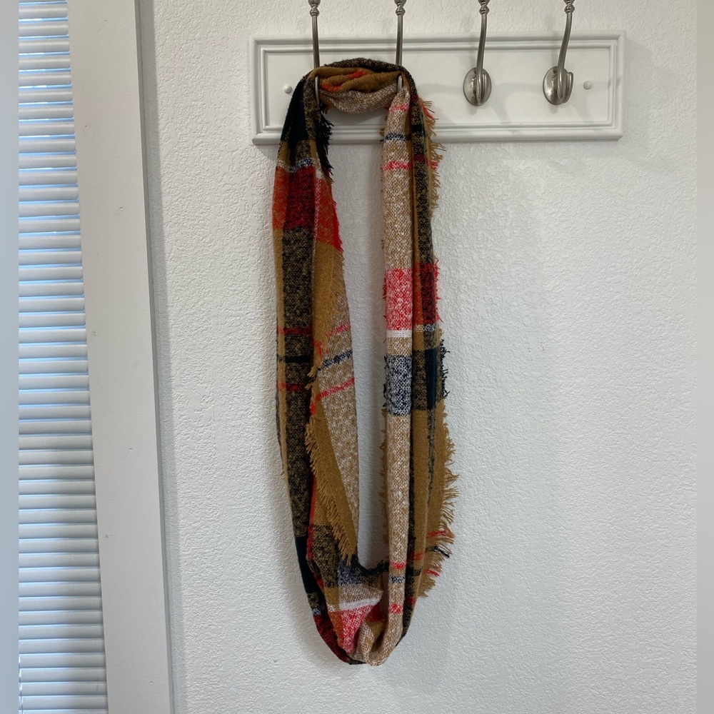 Infinity Scarf in brown, black and red.